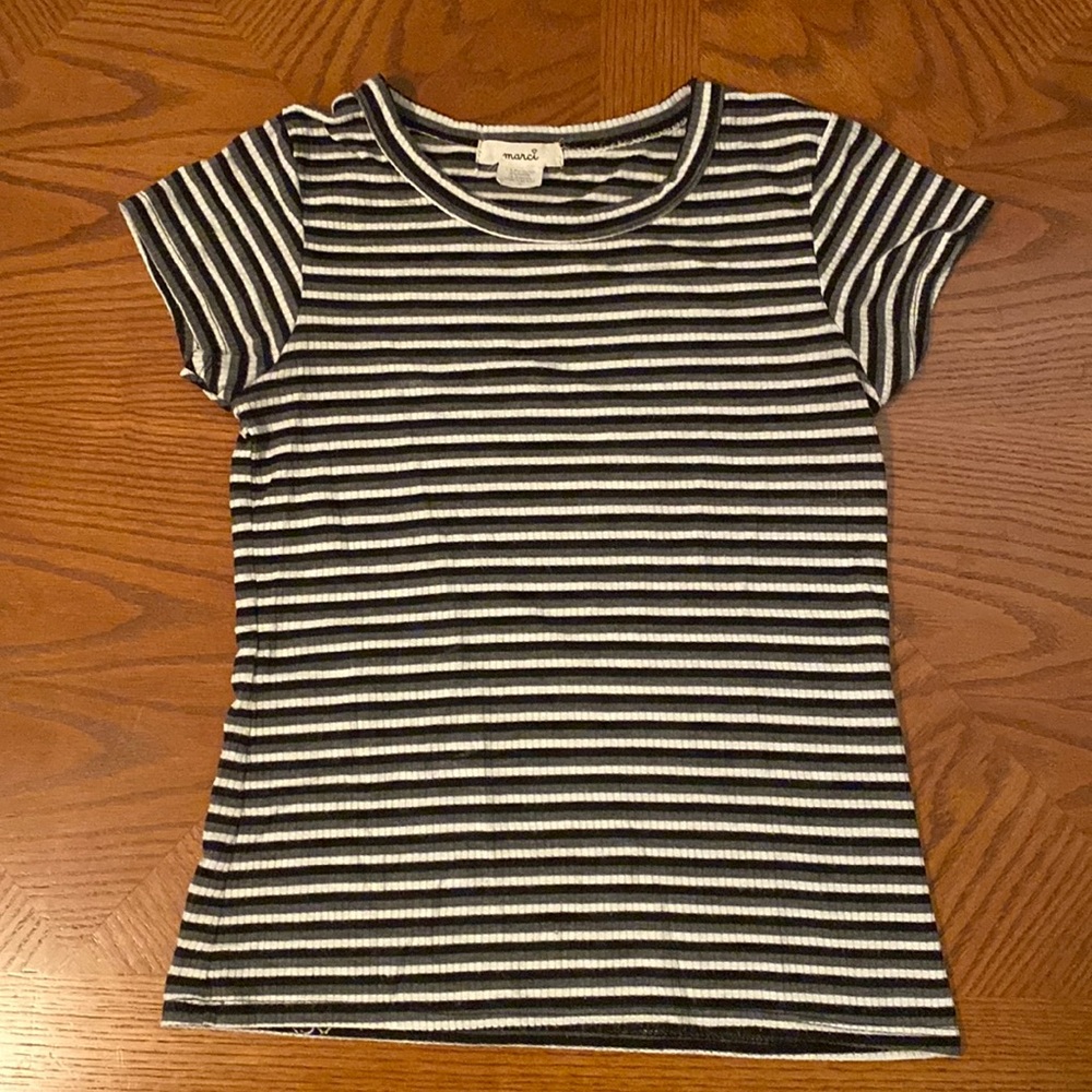 Stripped top